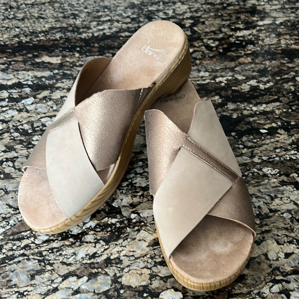 Dansko Miri leather tan Sandals